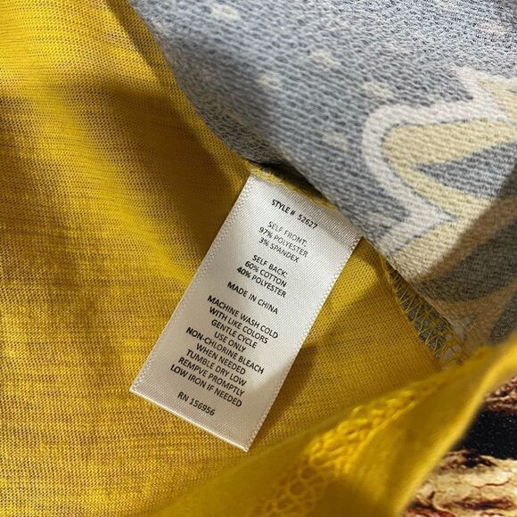 5 for $25🔥Small With Love Fringe Front Blouse - Picture 4 of 6